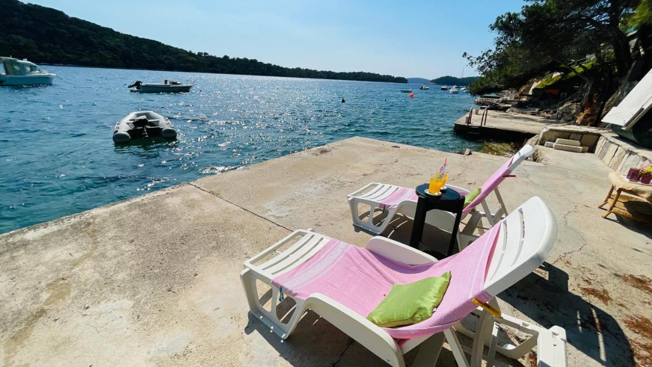 Lovely Apartments On The Private Beach - Island Korcula Prizba Exterior photo