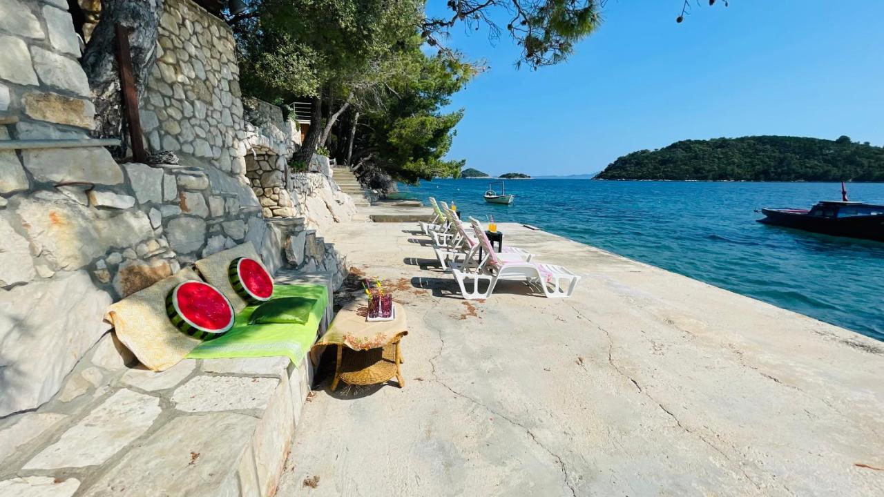 Lovely Apartments On The Private Beach - Island Korcula Prizba Exterior photo