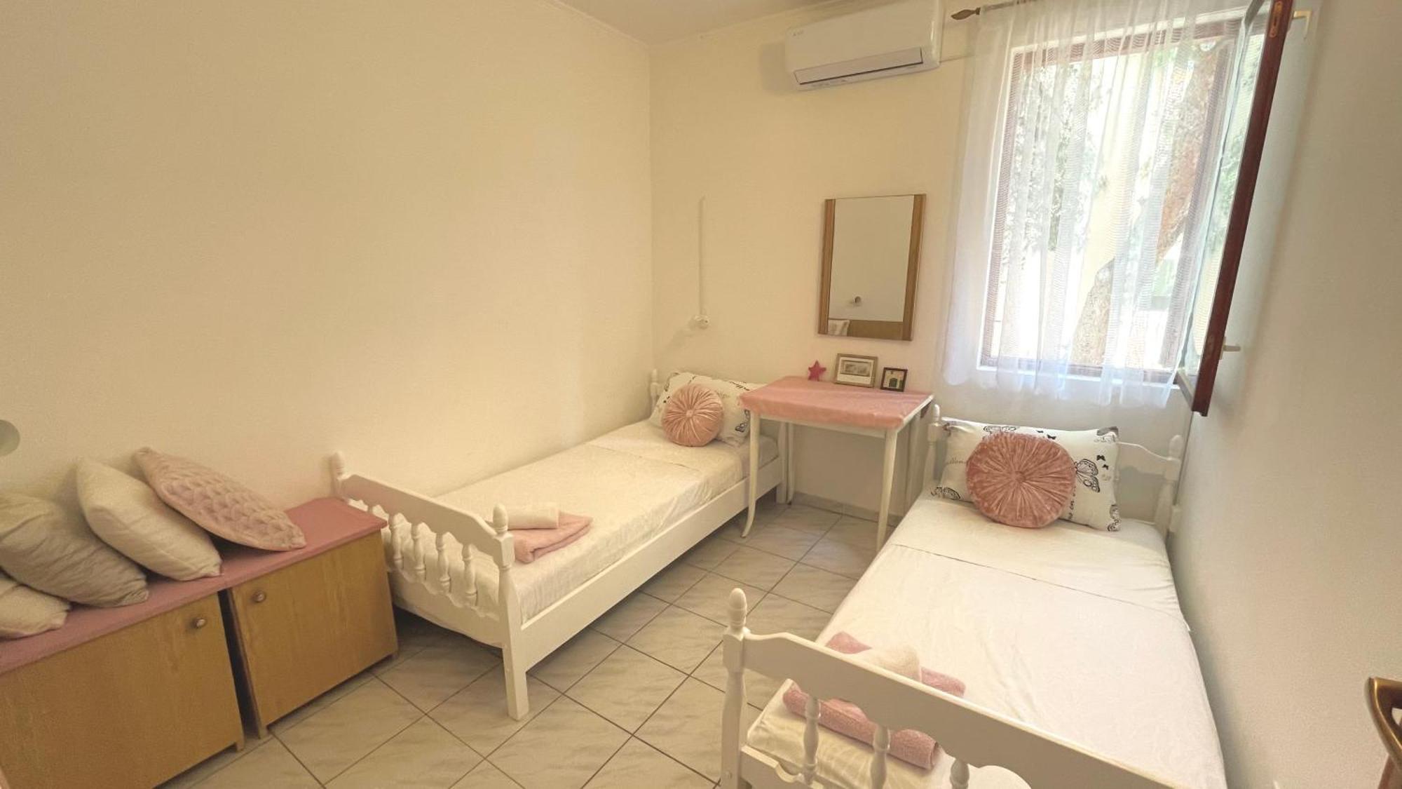 Lovely Apartments On The Private Beach - Island Korcula Prizba Exterior photo