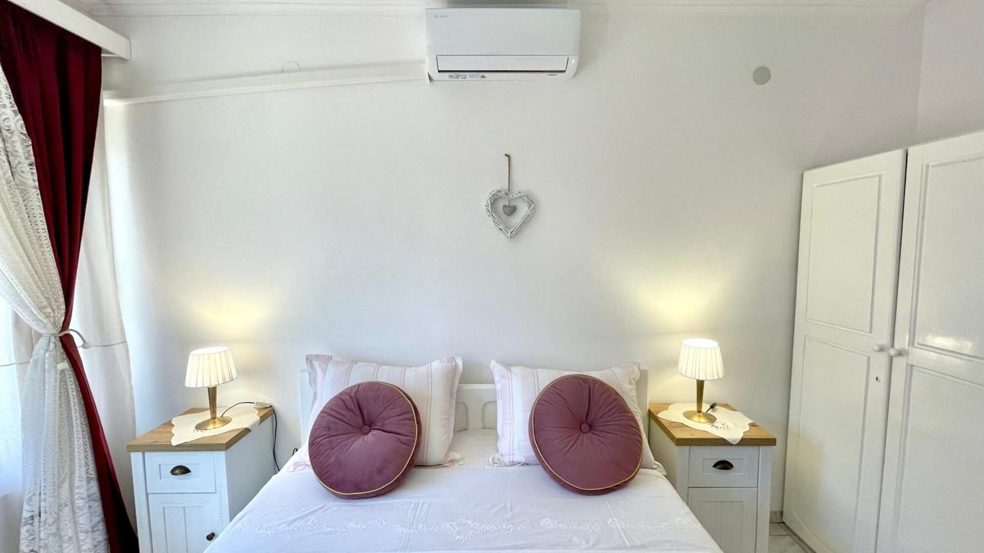 Lovely Apartments On The Private Beach - Island Korcula Prizba Exterior photo